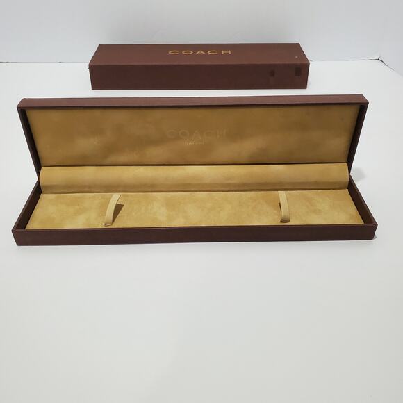 Brown Coach Wristwatch BOX with Sleeve Advertising Prop - Picture 11 of 16